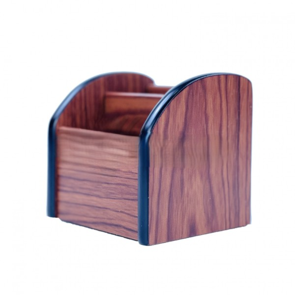 مقلمة خشب